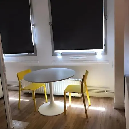 & Arenes, Ctr Congres, Muse, Pompidou